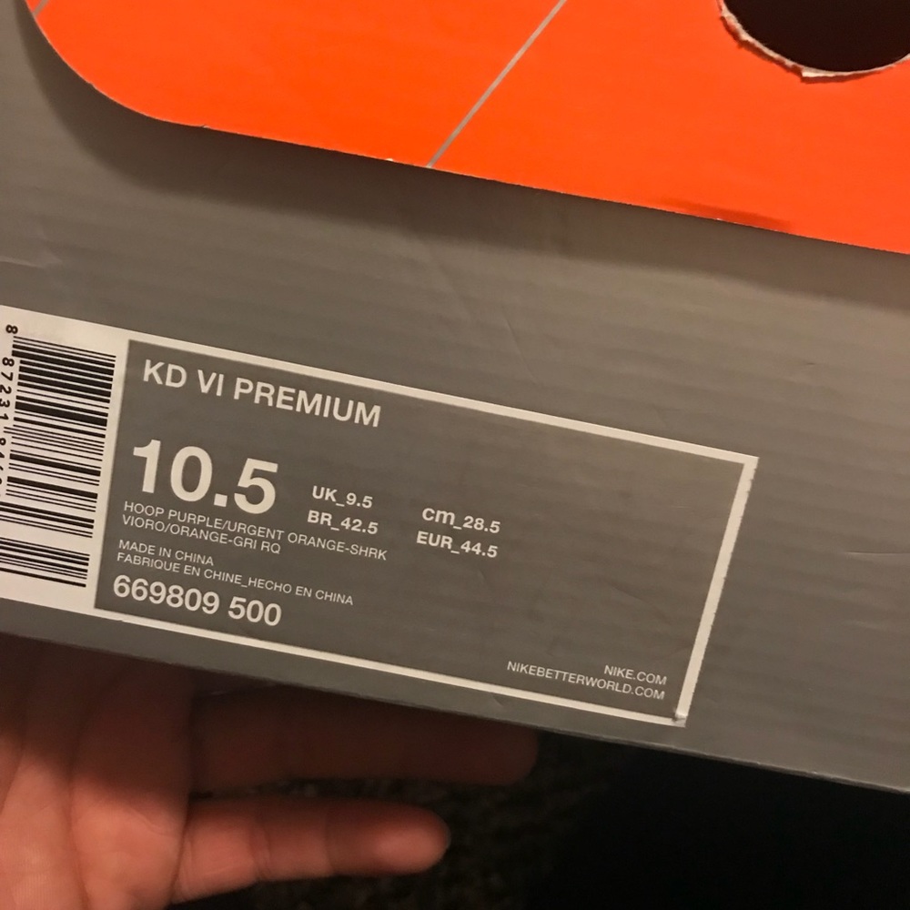Wtkd size 10.5 with box in great shape - Picture 4 of 4